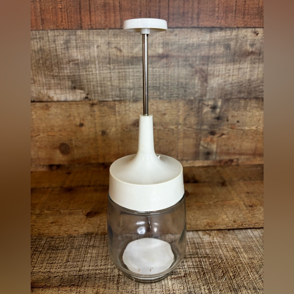 Vintage Gemco Food Nut Chopper White Glass Jar Stainless Steel Blade & Pad